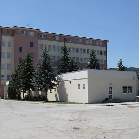 Ubytovaci Komplex Leo Trenčianske Bohuslavice