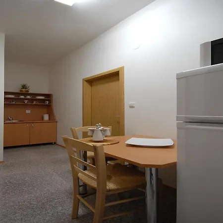 Hotel Ubytovaci Komplex Leo