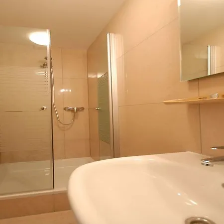 Hotel Ubytovaci Komplex Leo
