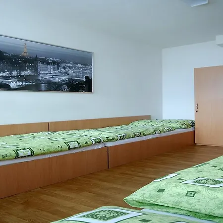 Hotel Ubytovaci Komplex Leo Trencianske Bohuslavice