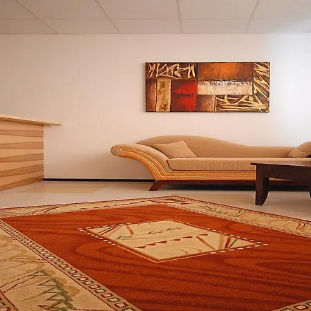 Hotel Ubytovaci Komplex Leo 3*